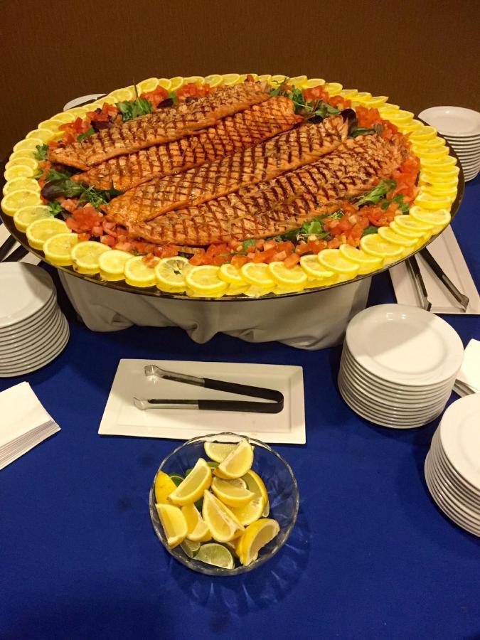 Holiday Inn Bridgeport-Trumbull-Fairfield, An Ihg Hotel Ngoại thất bức ảnh